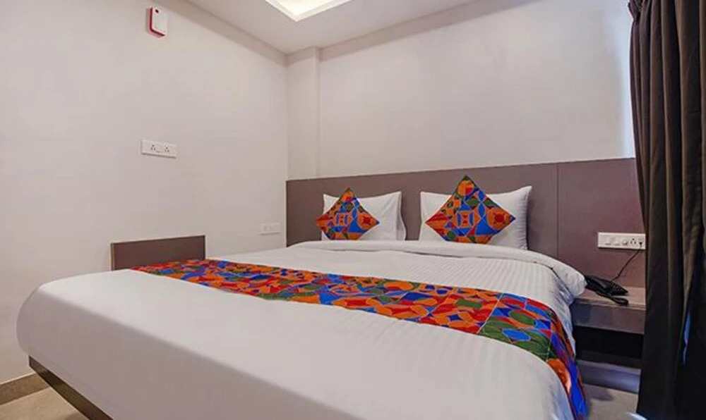 Бангалор: Fabhotel Aiyyangaar Inn