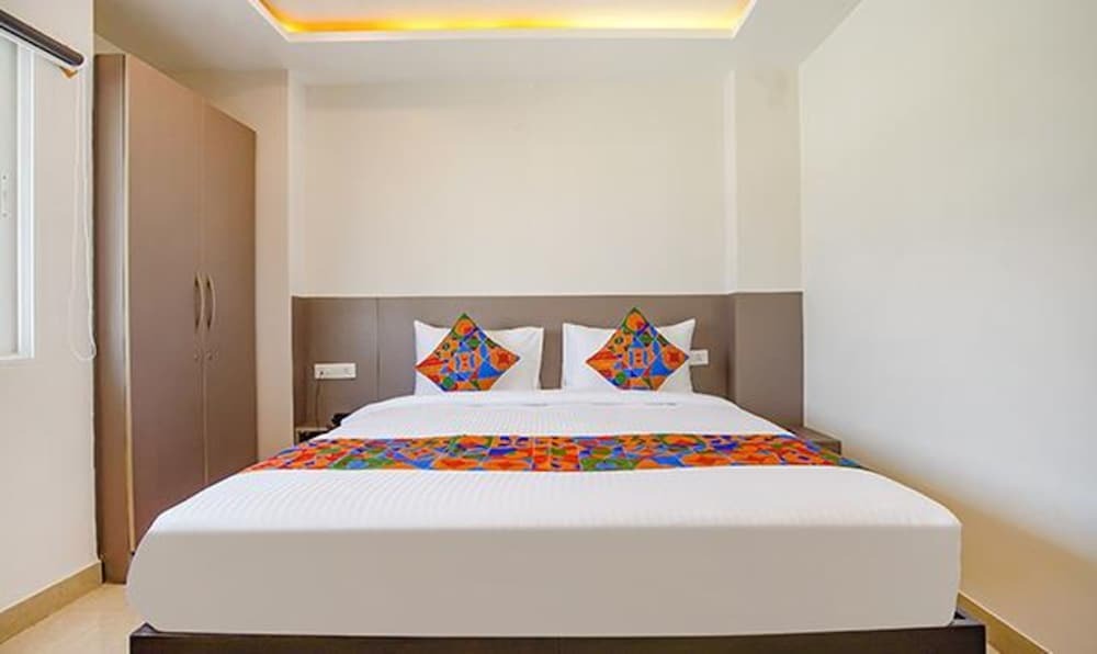 Бангалор: Fabhotel Aiyyangaar Inn