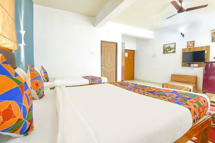 Кандолим: FabHotel Benz Destination Resort