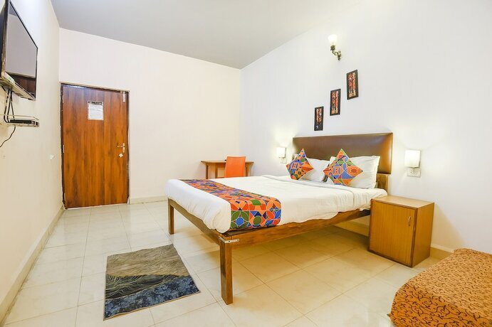 Кандолим: FabHotel Benz Destination Resort
