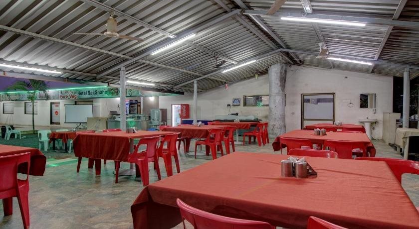 Нашик: Hotel Sai Shahu