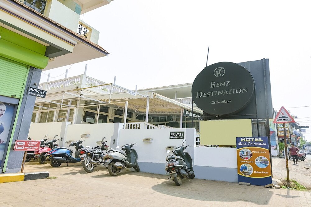Кандолим: FabHotel Benz Destination Resort
