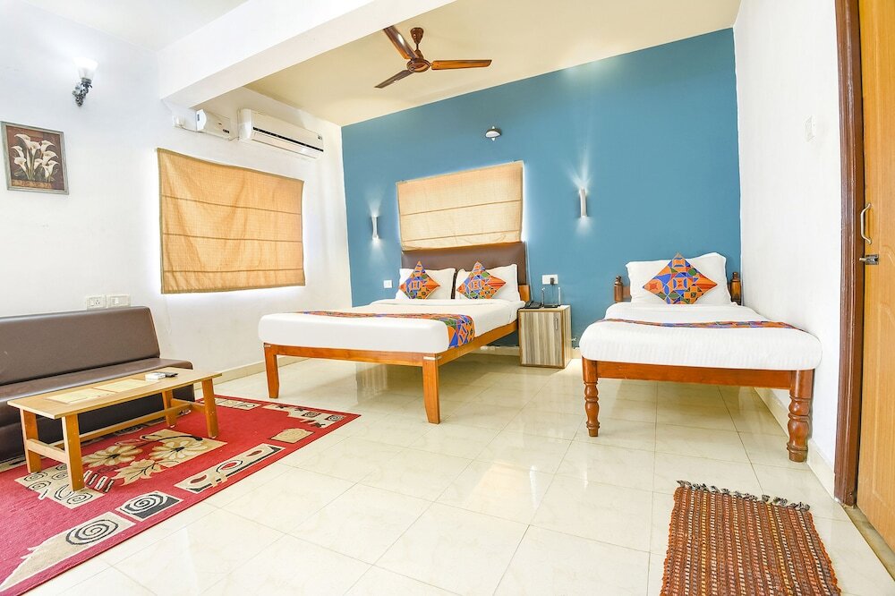 Кандолим: FabHotel Benz Destination Resort