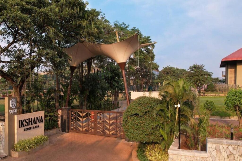 Хандала: Ikshana Resort & Spa- Khandala