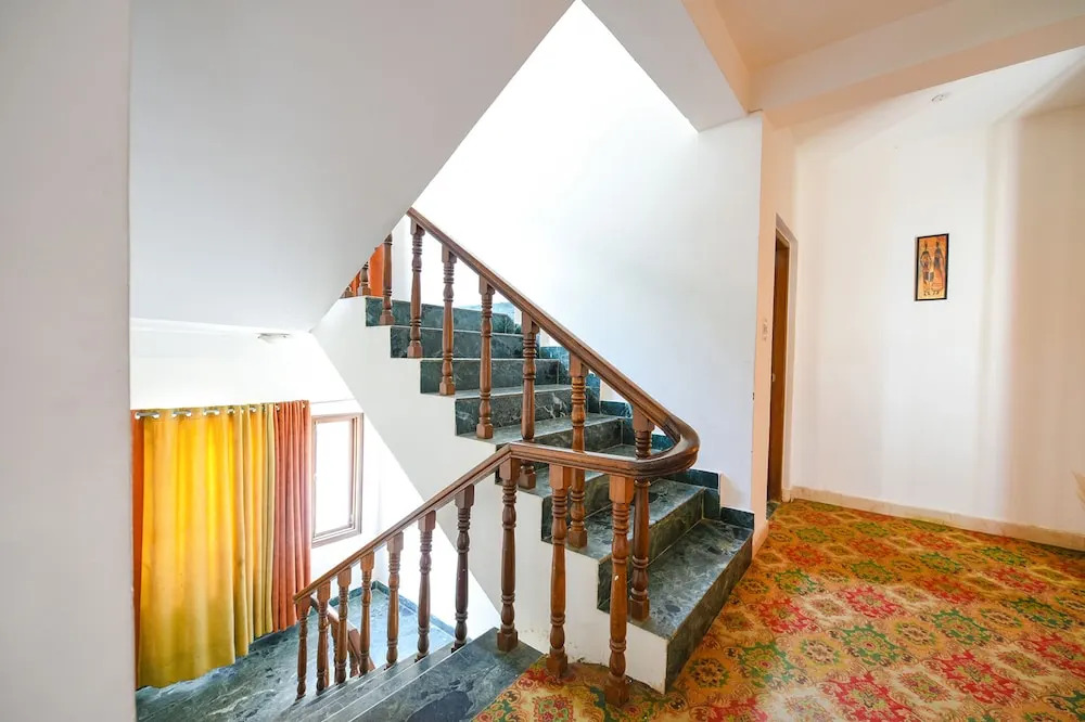 Манали: Fabhotel Chandra Palace