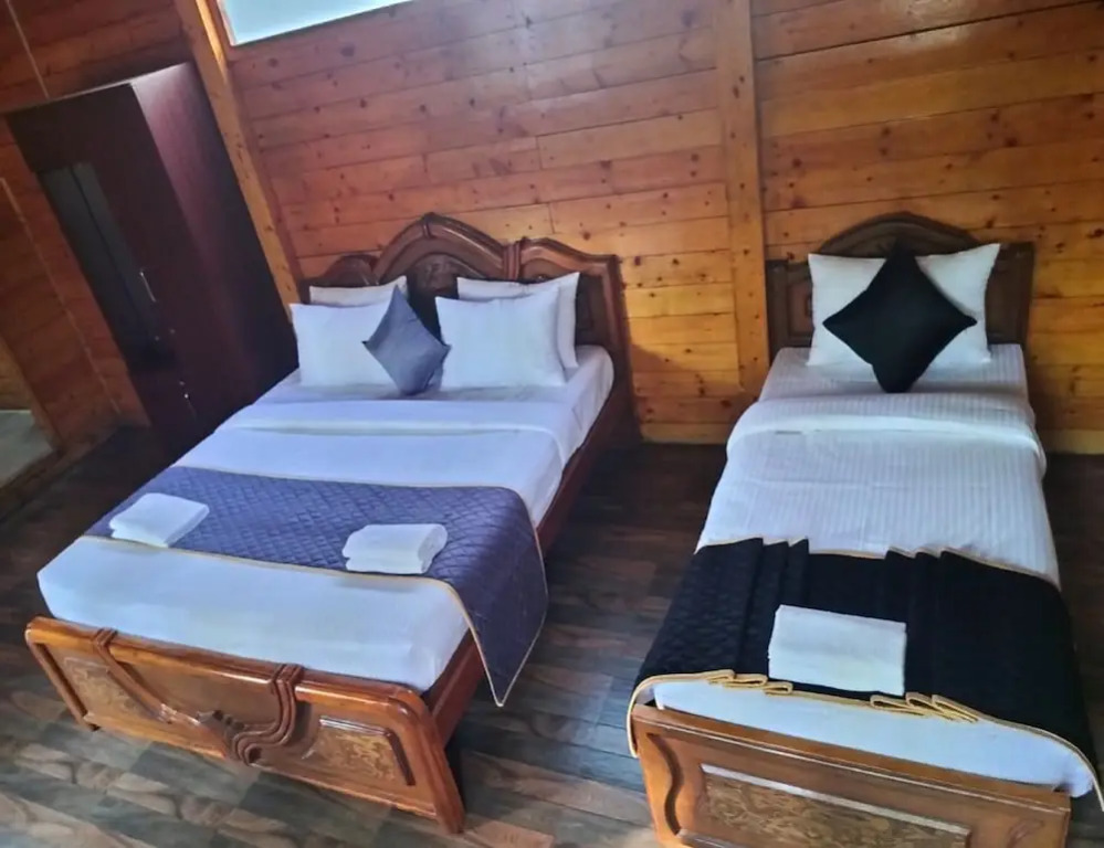 Салем: Garden Wood Home Stays
