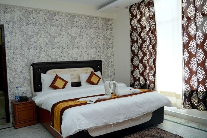 Бир: Fabhotel Pink Park