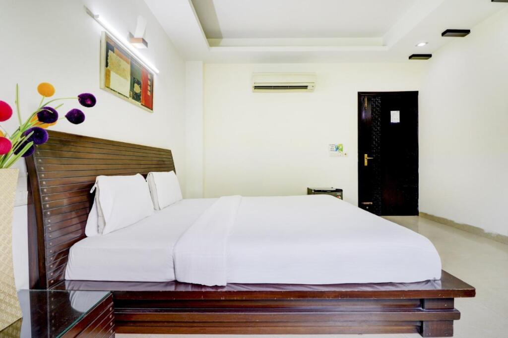 Гуруграм: Отель Blue Moon Residency Near Huda Metro Station