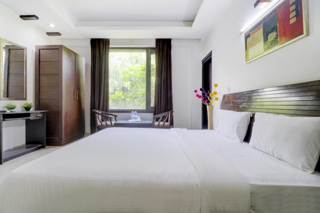 Гуруграм: Отель Blue Moon Residency Near Huda Metro Station