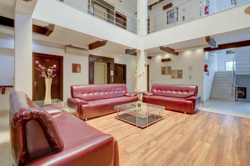 Гуруграм: Отель Blue Moon Residency Near Huda Metro Station