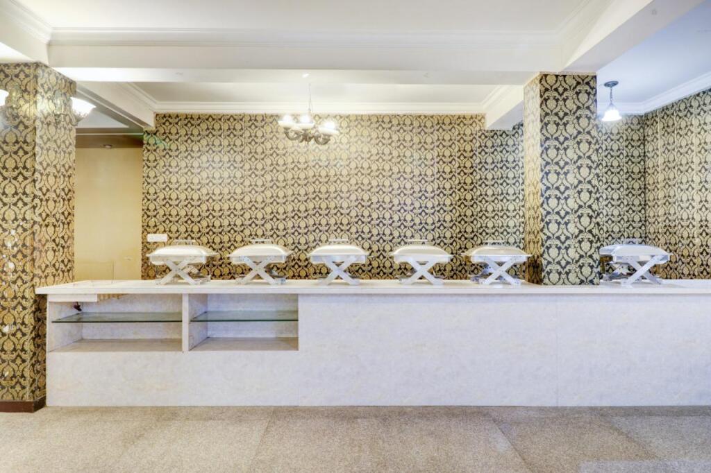 Гуруграм: Отель Blue Moon Residency Near Huda Metro Station