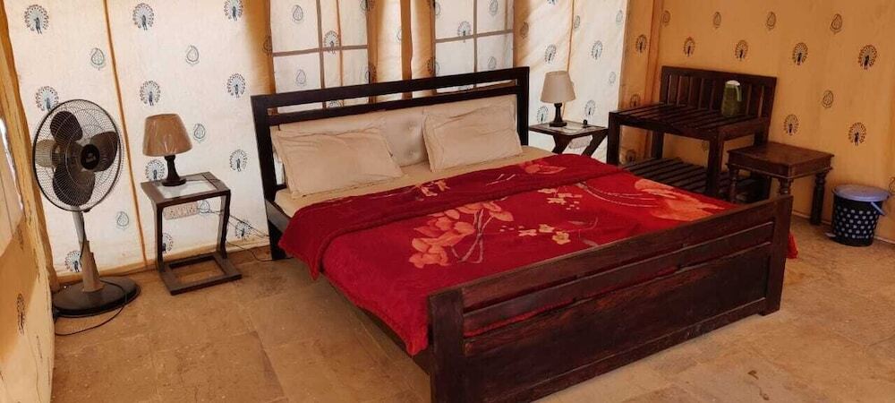 Каной: Gujarat Resort Jaisalmer