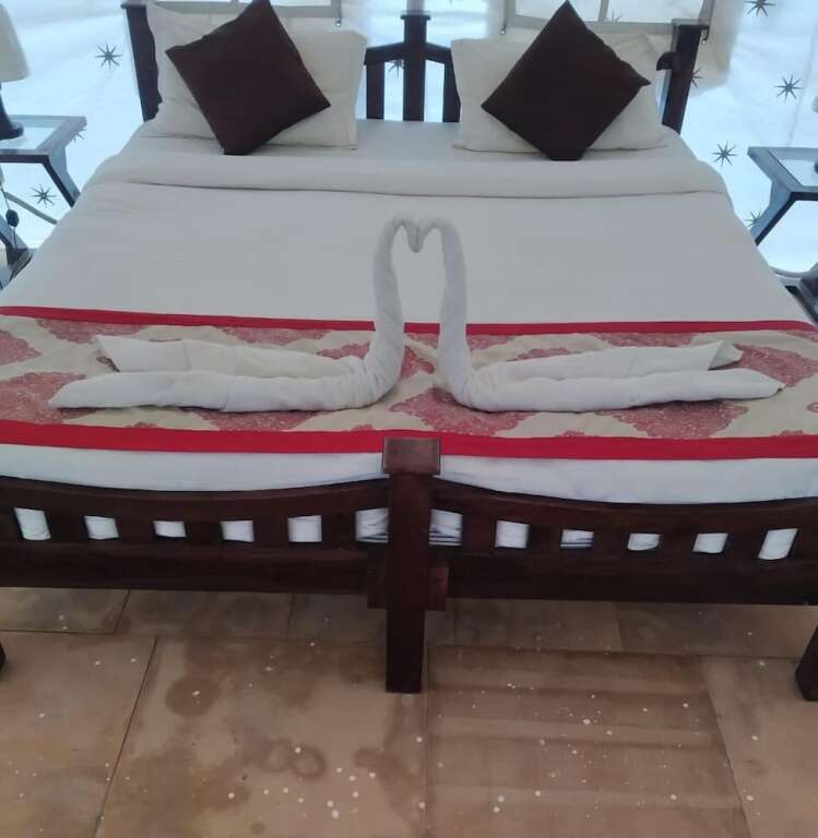 Каной: Gujarat Resort Jaisalmer
