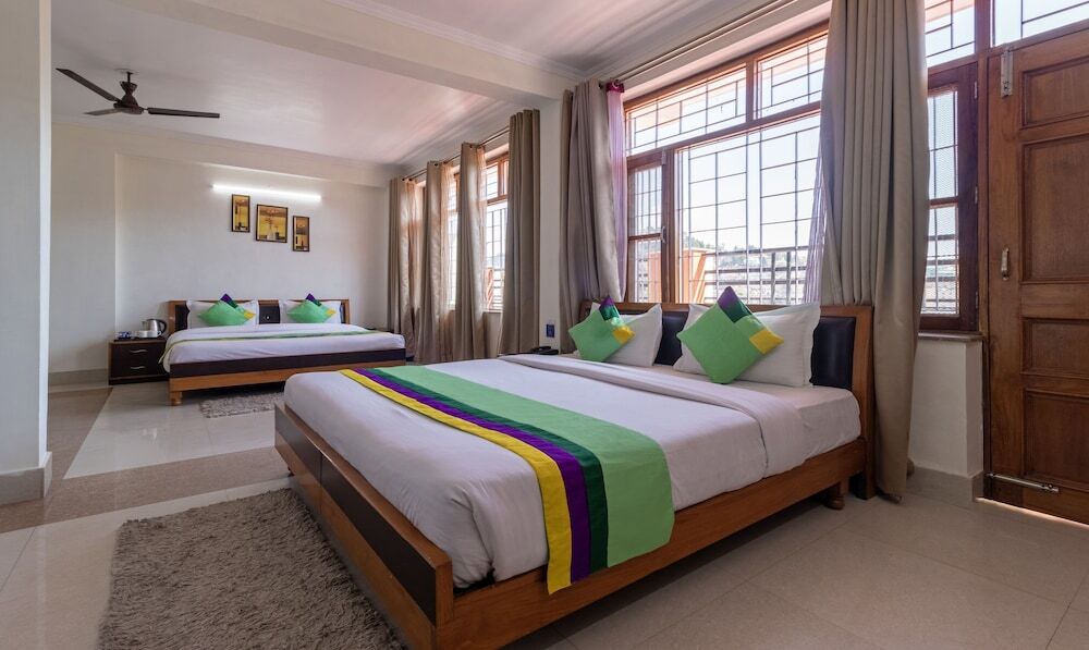 Массури: Treebo Stotrak S N Residency, Mussoorie