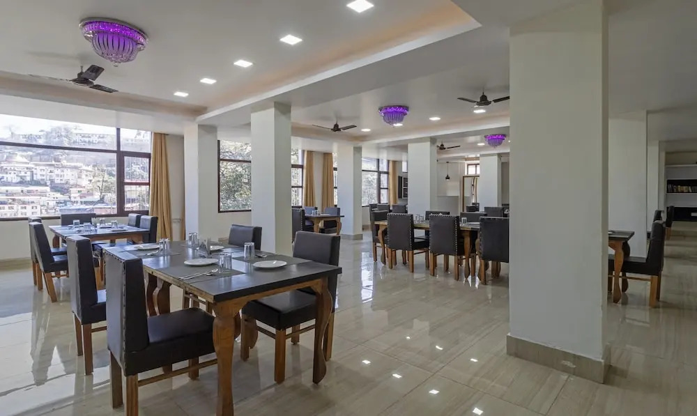 Массури: Treebo Stotrak S N Residency, Mussoorie