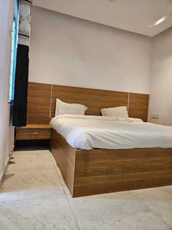 Вриндаван: Vrindavan Resort