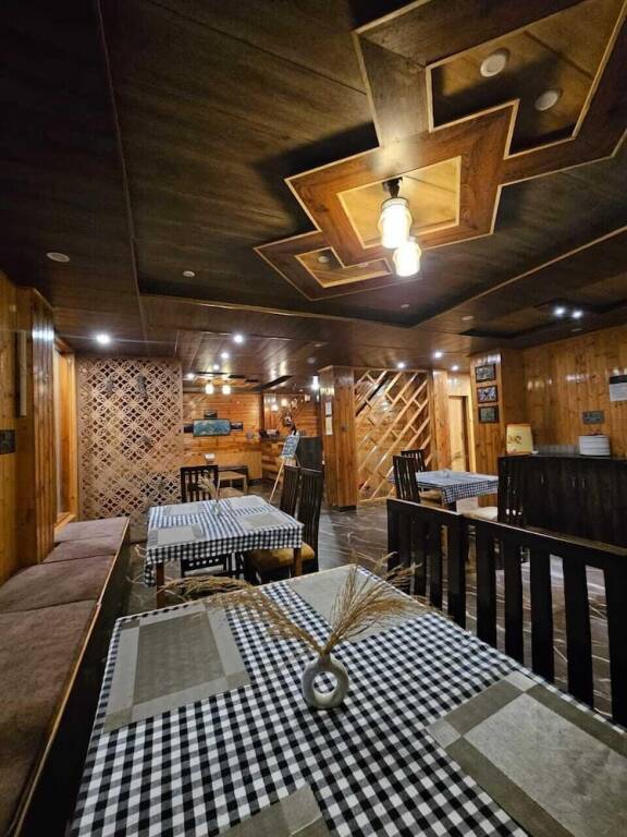Банджар: The Black Morel Hotel & Restaurant