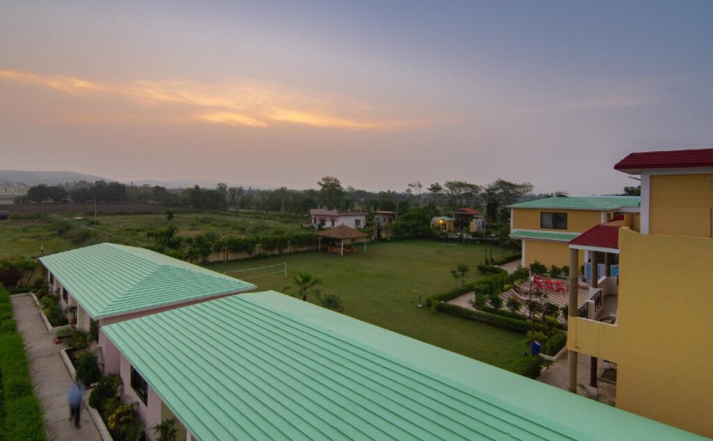 Наинитал: Corbett D Resort