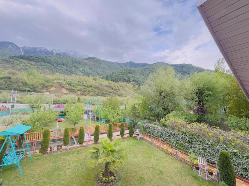Пахалгам: Lidder Front Resort By Stay Pattern