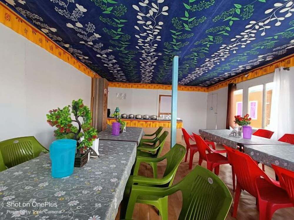 Спангмик: Blue Chill Cottage Pangong