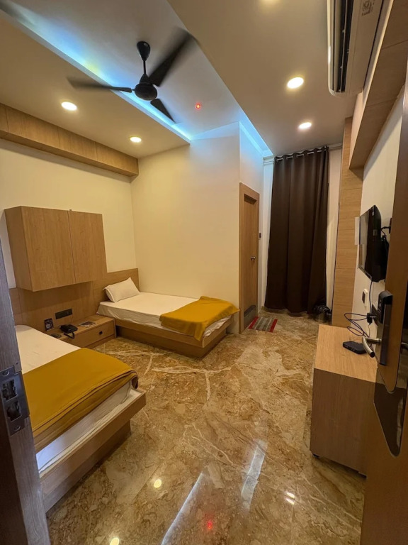 Нашик: Hotel Manoranjan Enclave