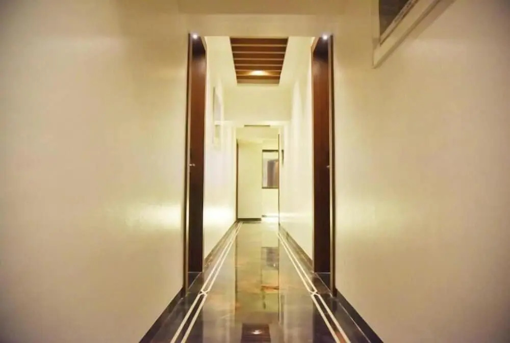 Нашик: Hotel Manoranjan Enclave