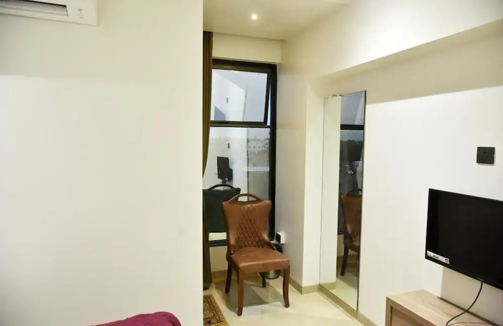 Нашик: Hotel Manoranjan Enclave