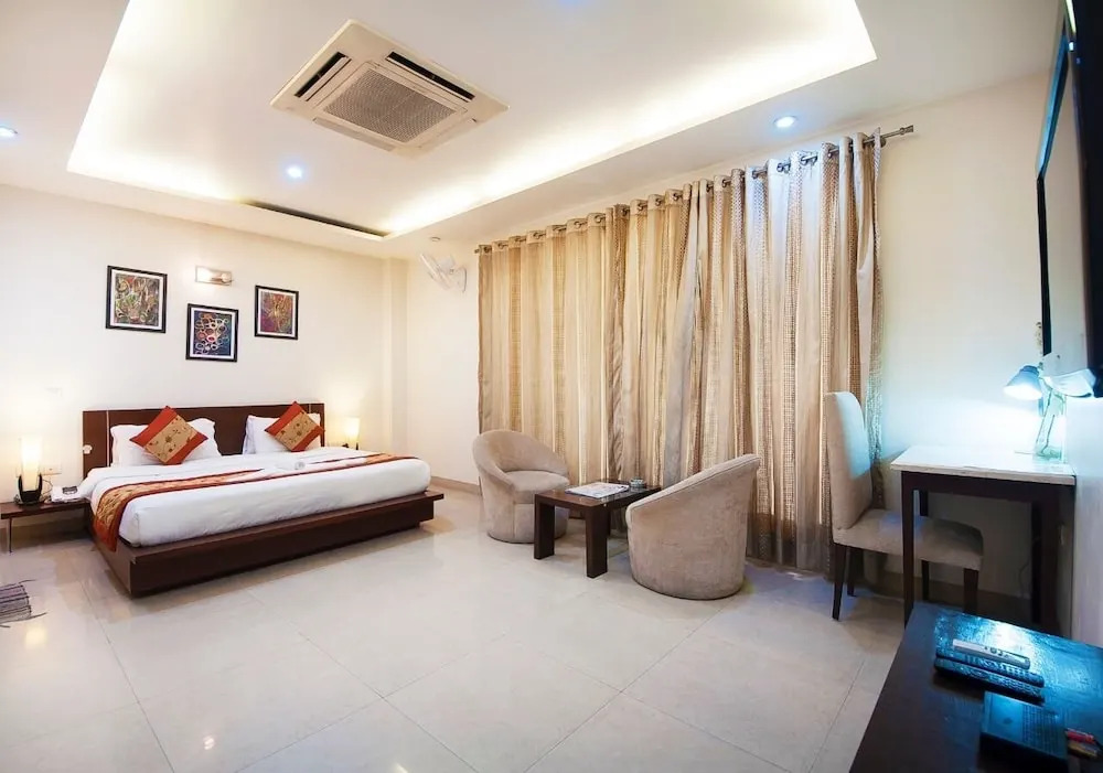 Гуруграм: BlueNeck Sec 41 Millenium City Centre