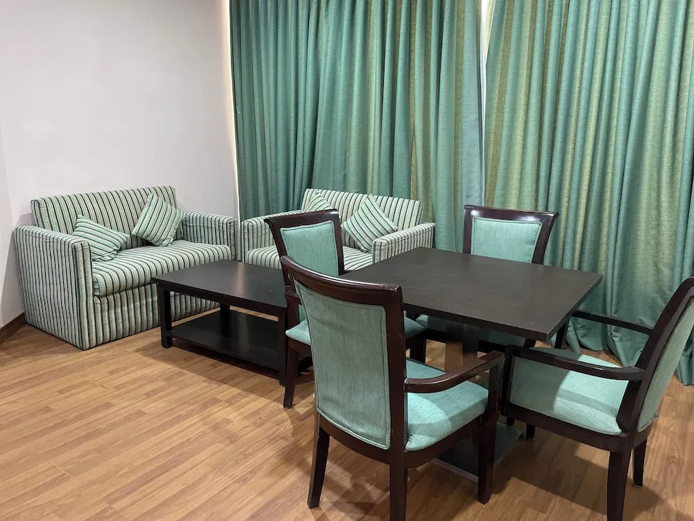 Гуруграм: V Retreat Gurgaon