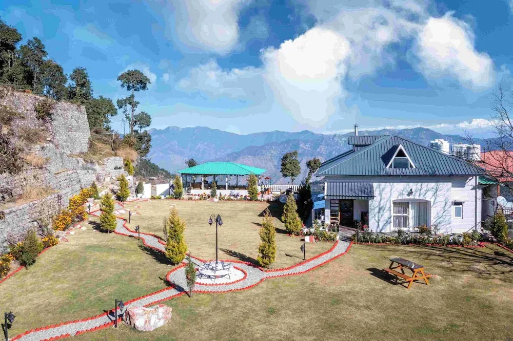 Прем-Нагар: amã Stays & Trails Barefoot Bungalow, Dhanaulti