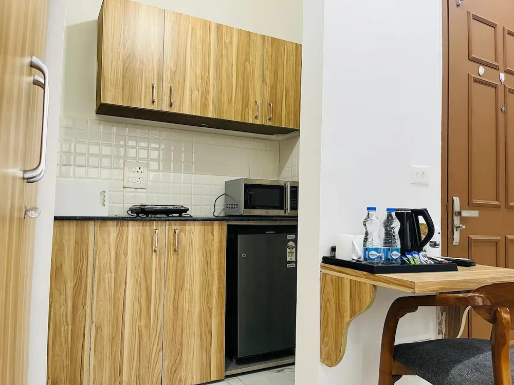 Гуруграм: The Lodgers Studio Apartment Sector 52