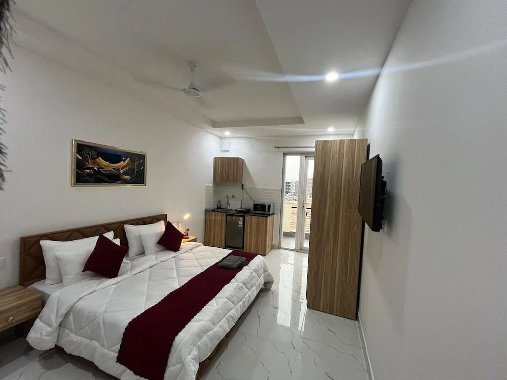 Гуруграм: The Lodgers Studio Apartment Sector 52