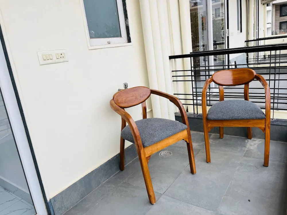 Гуруграм: The Lodgers Studio Apartment Sector 52