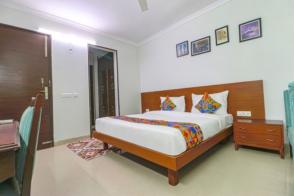 Гуруграм: FabHotel Tipssy Inn 020