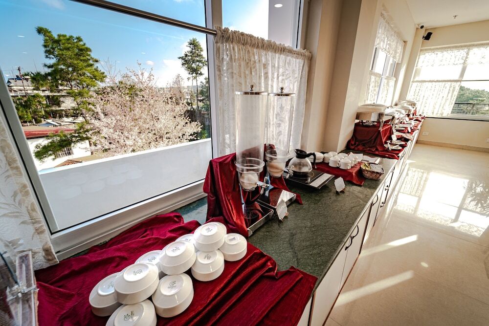 Шиллонг: Windermere Resorts