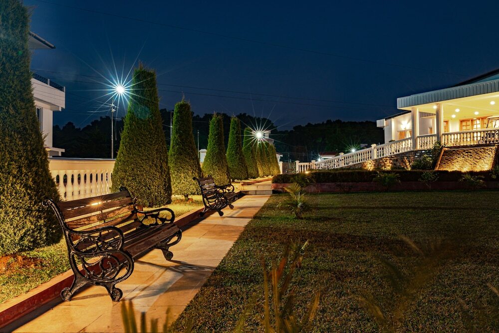 Шиллонг: Windermere Resorts