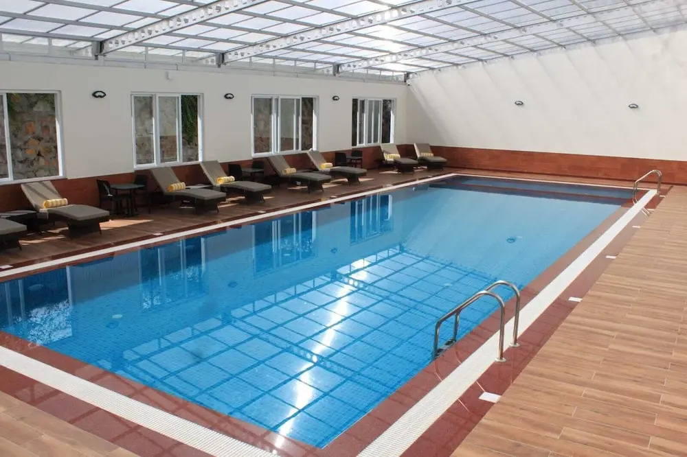 Шиллонг: Windermere Resorts