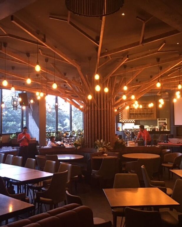Мумбаи: Hotel Fisco The Hub Link