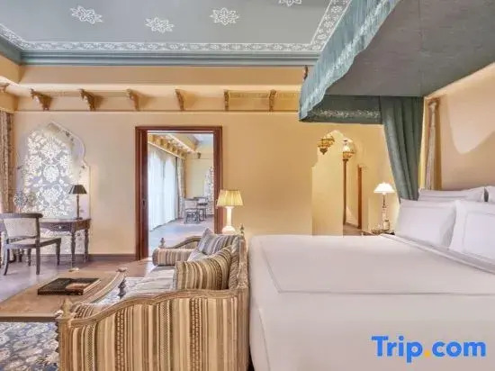 Кукас: Raffles Jaipur