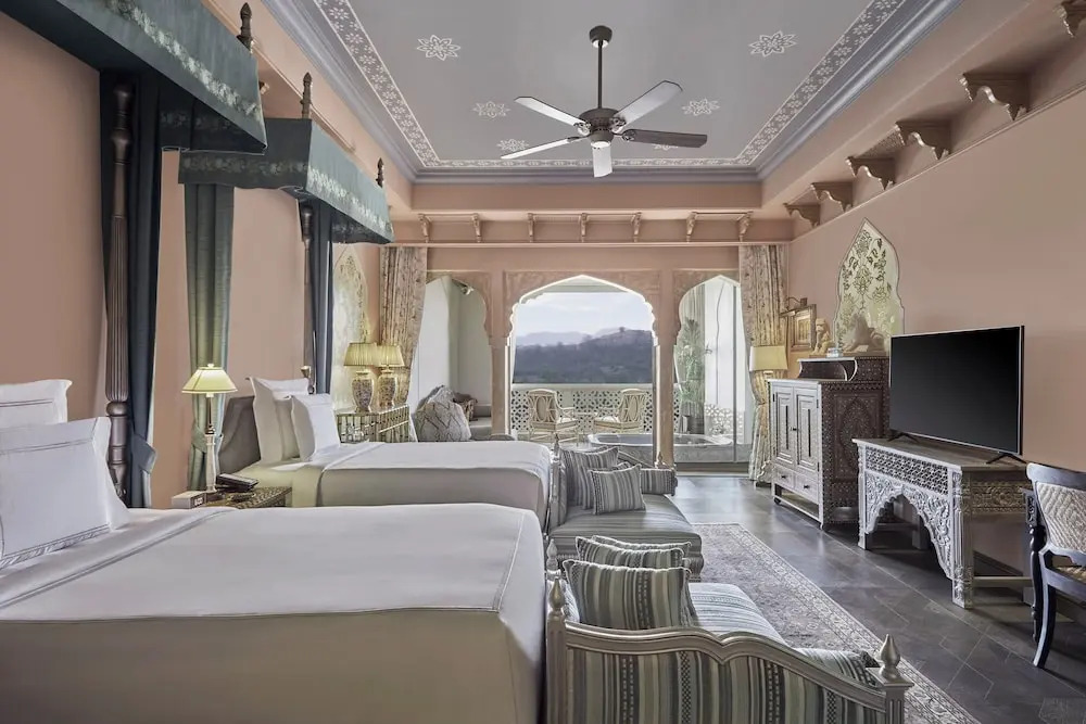 Кукас: Raffles Jaipur