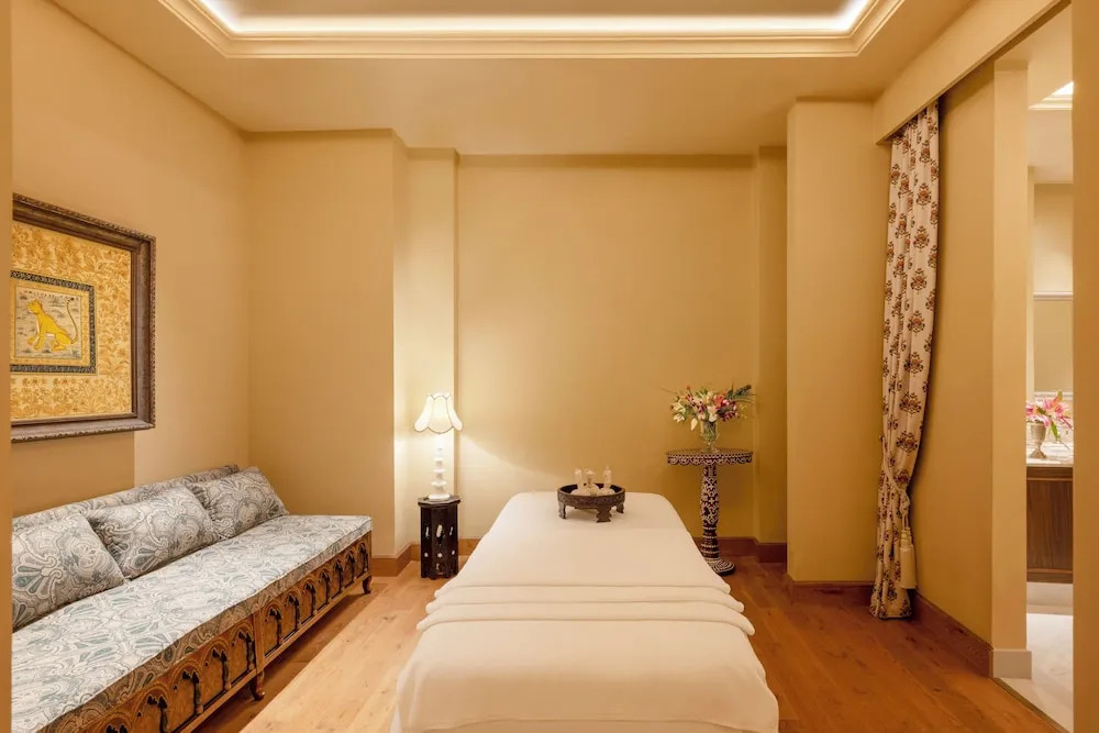 Кукас: Raffles Jaipur