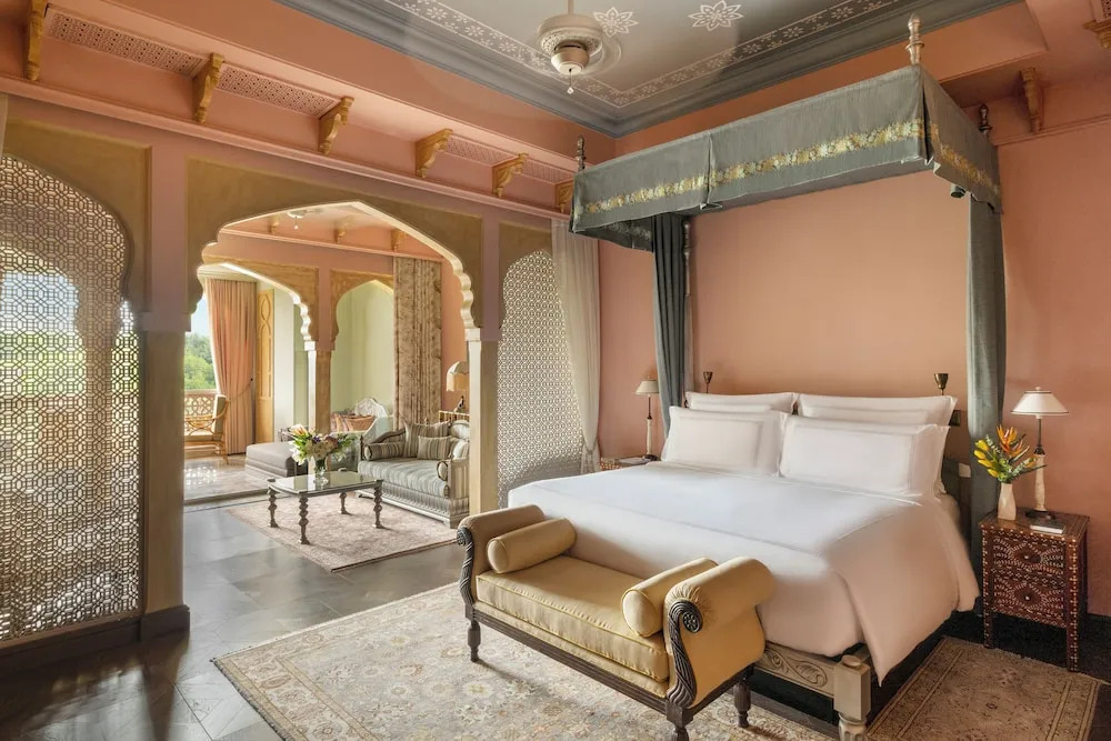 Кукас: Raffles Jaipur