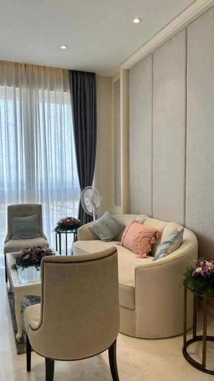 Бангалор: Апартаменты Leela Residences