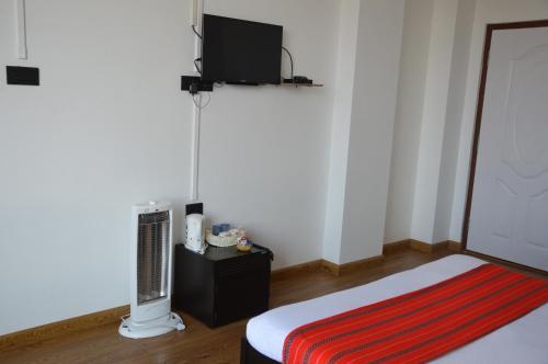 Шиллонг: Best Holiday Inn