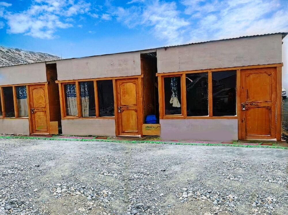 Blue Water Cottages — фото 1