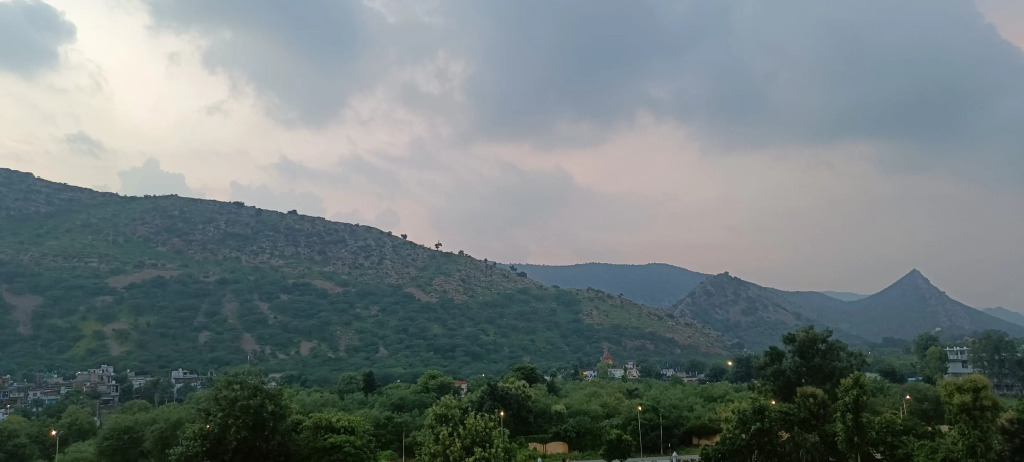 Алвар: Отель Sagar Resort, Dhai Pedy, Near Kati Ghati Alwar