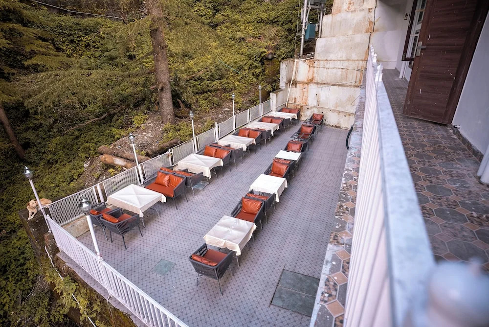 Чамба: Hotel Dalhousie View