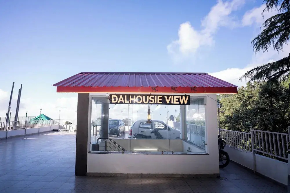 Чамба: Hotel Dalhousie View