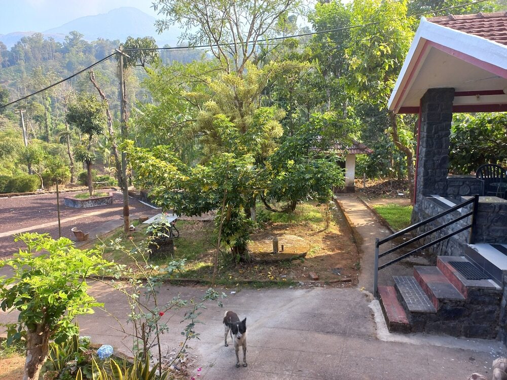 Велламундра: Manikkal Outhouse Cottage Wayanad