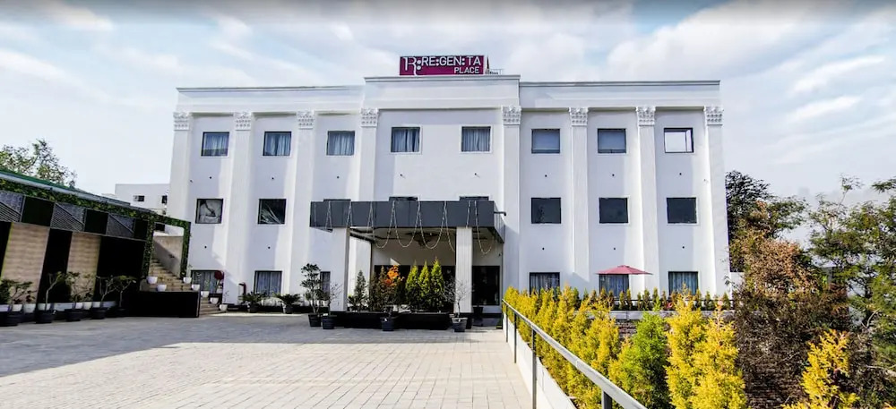 Кала Амб: Regenta Place Morni Hills, Panchkula